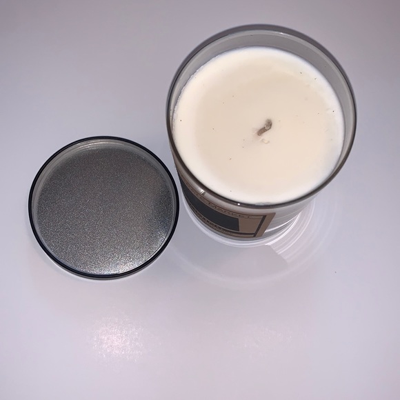 Cedar Crate Market Wyoming 100% Soy Candle - Picture 4 of 4